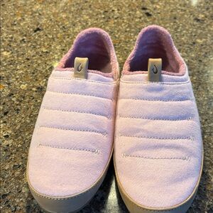 OluKai Lania Pinl Slip On Slippers Women’s Size 9/Rubber Soles